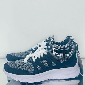 Stylish Knit Sneakers in Black and White